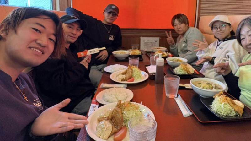 チキン南蛮のダブル（胸肉とモモ肉）派と南チャン定食派