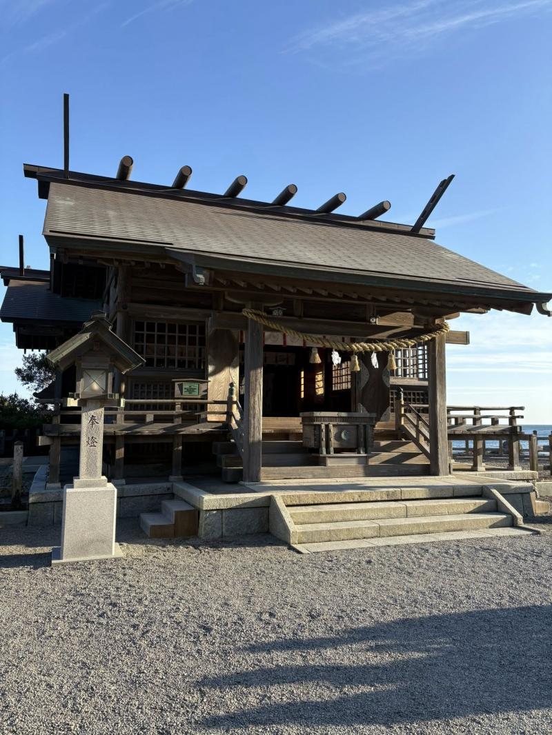 海近くの神社はダイバーだと嬉しいです