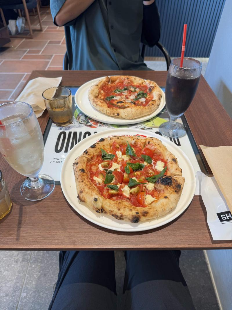 HELMET PIZZA
