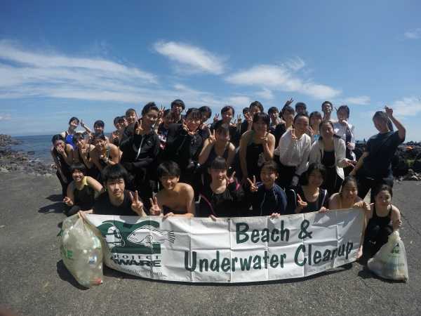 ビーチクリーンアップ